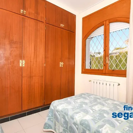Casa Amic Holiday home *